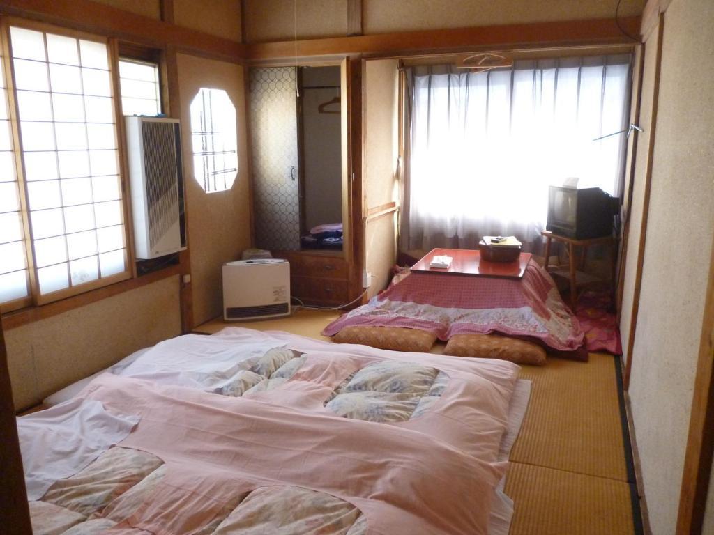 Uotoshi Ryokan Yamanouchi  Esterno foto